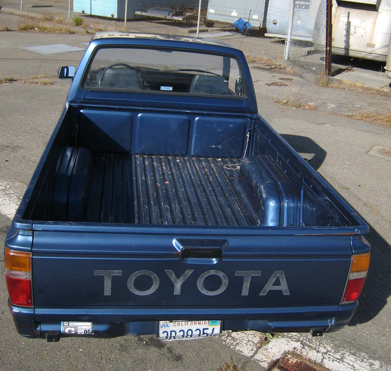 Illustration for article titled The Most Reliable Motor Vehicle I Know Of: 1988 Toyota Pickup